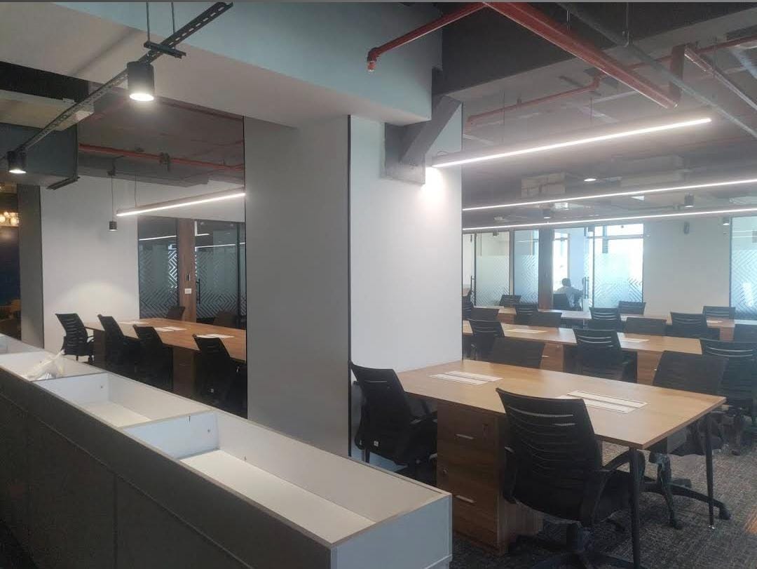Furnished Business Suites & Coworking Desks Rent in Pashan Pune | Immediate Possession